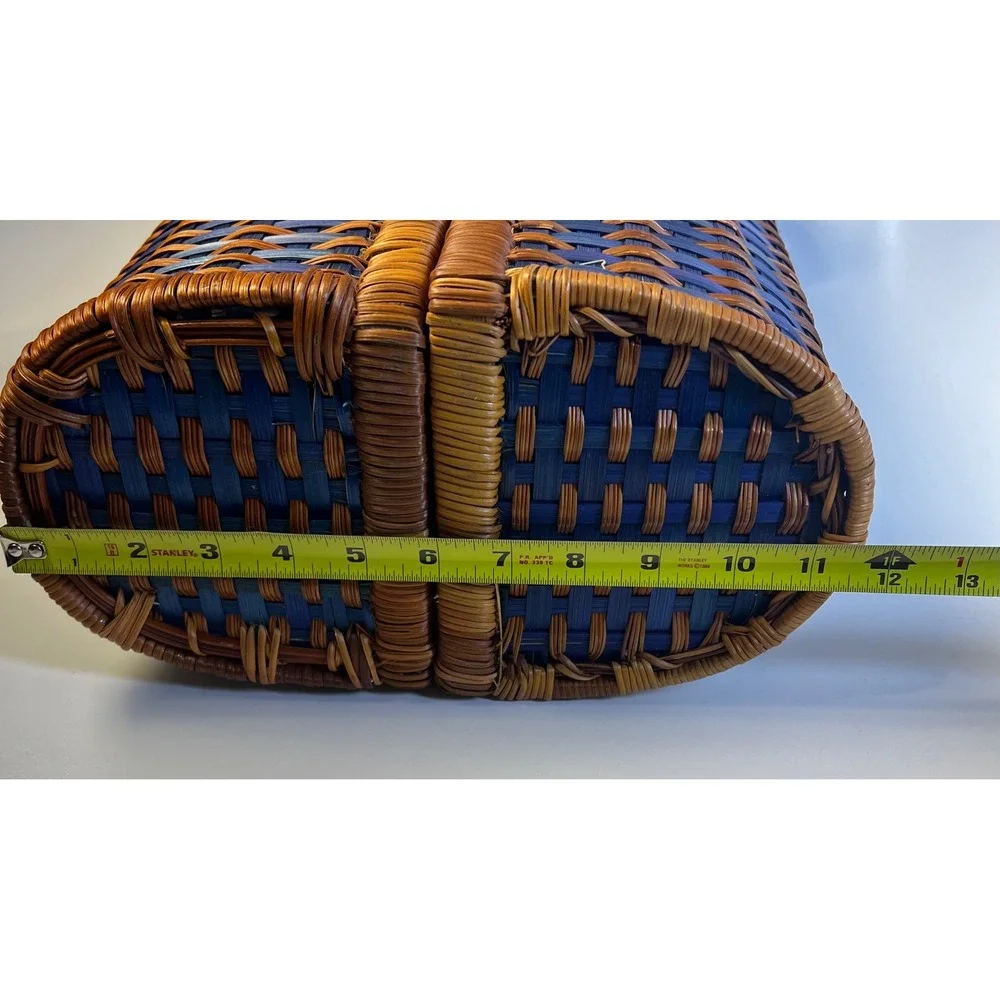 Vintage Grey Goose Vodka Woven‎ Basket Carrier Blue Tan Handle Lock
